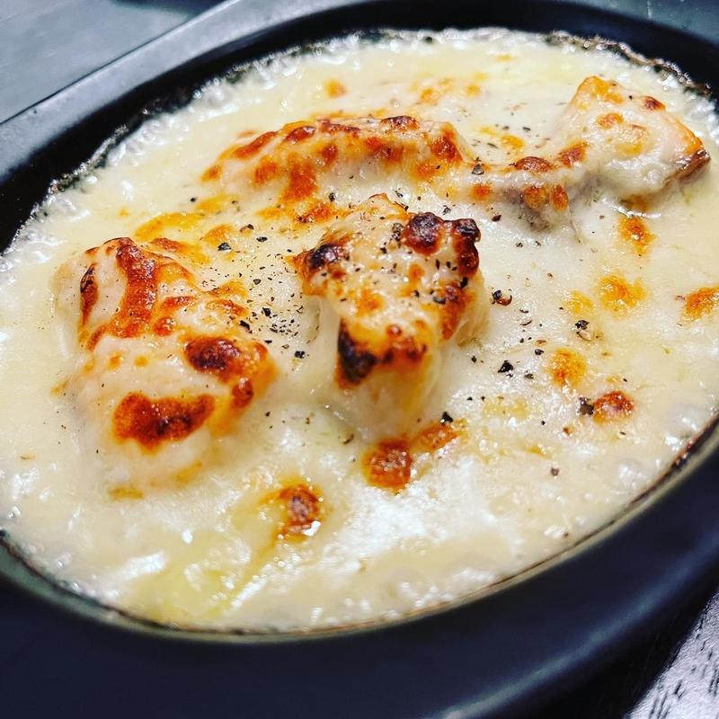 鮭と長葱と白菜ピューレのオーブン焼き(レストラン ボンジョリーナ 高円寺)