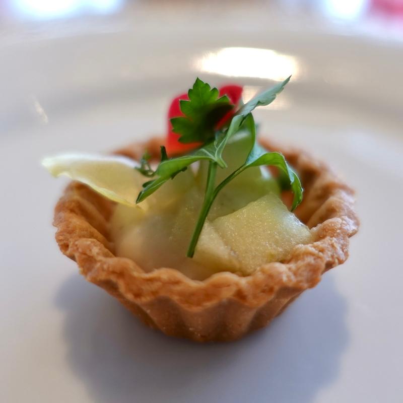 林檎と根セロリのタルトレット(クラブインターコンチネンタルラウンジ)