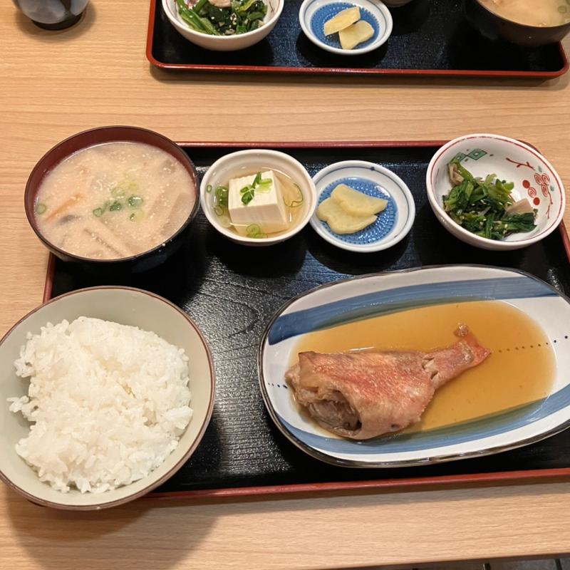 煮魚定食(豊祝)