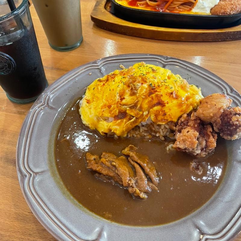 オムカレー(Cota Chiot)