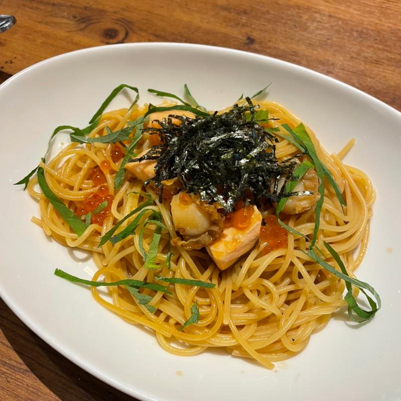 サーモンとホタテのバター醤油(ジョリーパスタ 可児店)