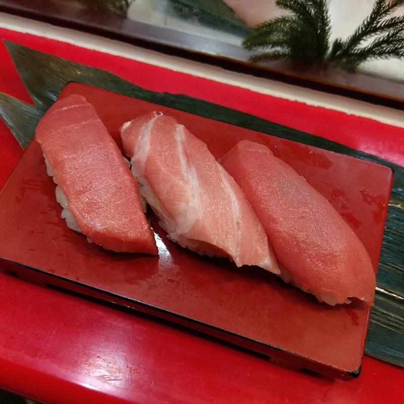 本まぐろ3点盛(立喰 さくら寿司)