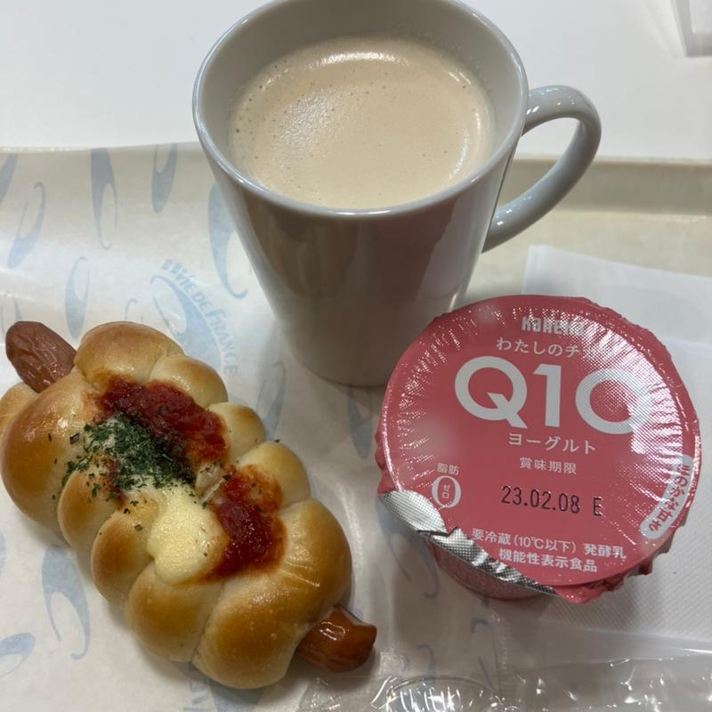 モーニングセット（ウィンナーロール）(VIE DE FRANCE(ヴィ・ド・フランス)札幌オーロラタウン店)