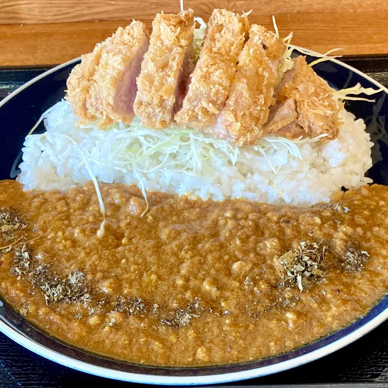 スパイスカレー(キーマ)ひとくちヒレ付(火入れ研究所)