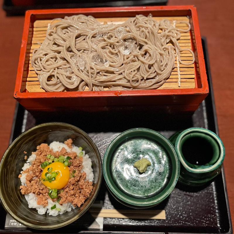 大盛せいろと鶏そぼろ丼(鳥元 新宿西口店)