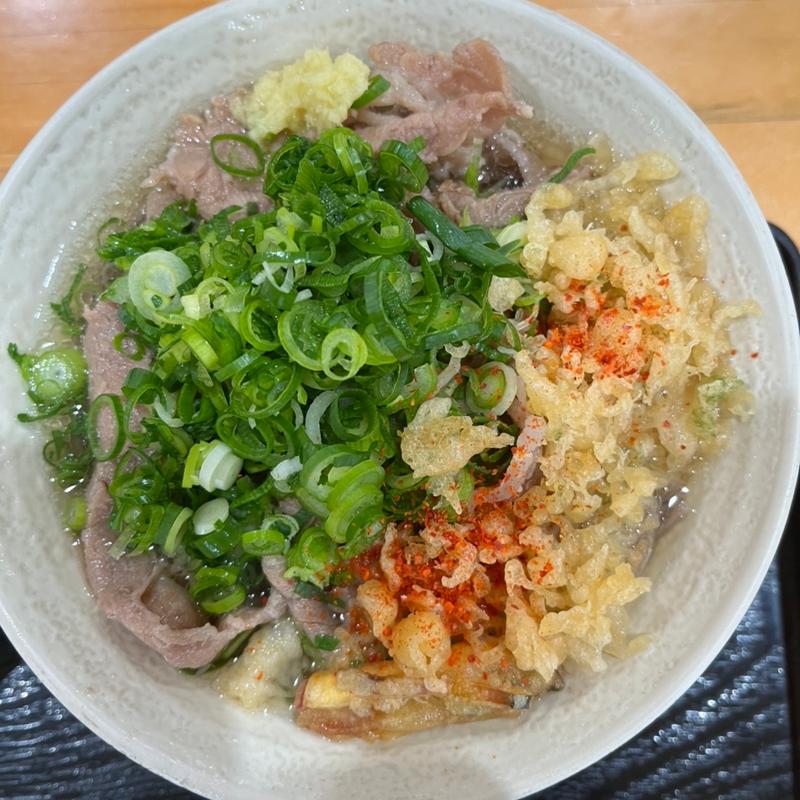 肉そば、おにぎり2個(エコぽん太 )