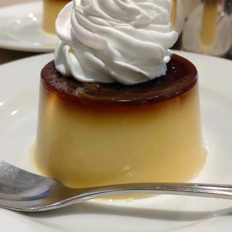 レトロプリン ホイップクリーム付き(喫茶室ルノアール 赤坂見附店)