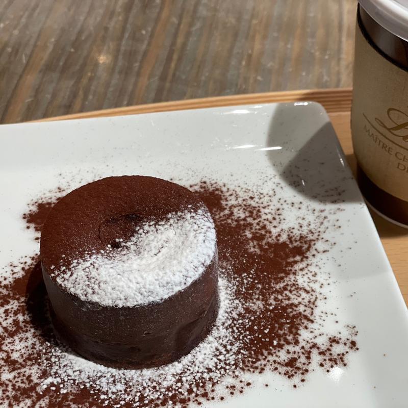 リンツ　フォンダン・オ・ショコラ(リンツ ショコラ ブティック＆カフェ ビナガーデンズ海老名店)