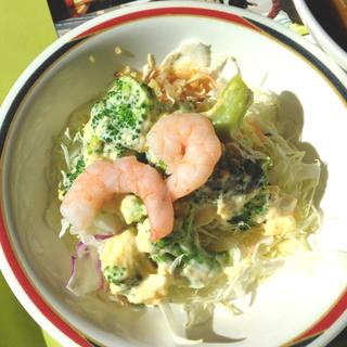 ブロッコリーと海老の卵サラダ(さくらキッチン )