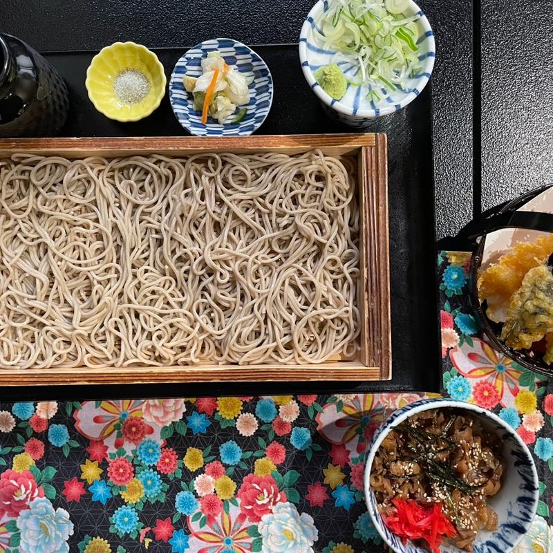 (山形十割そば処 紅)