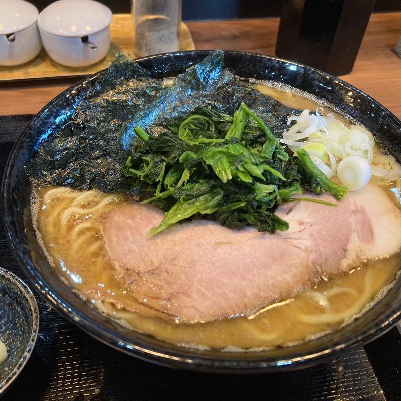 家系ラーメンみうら家(つけ麺・中華そば 方円)