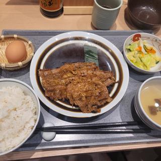 炙り牛カルビ定食(博多たんや虎ノ門店)