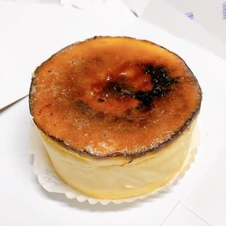 バスクチーズケーキ(マリオデザート 並木通り店)