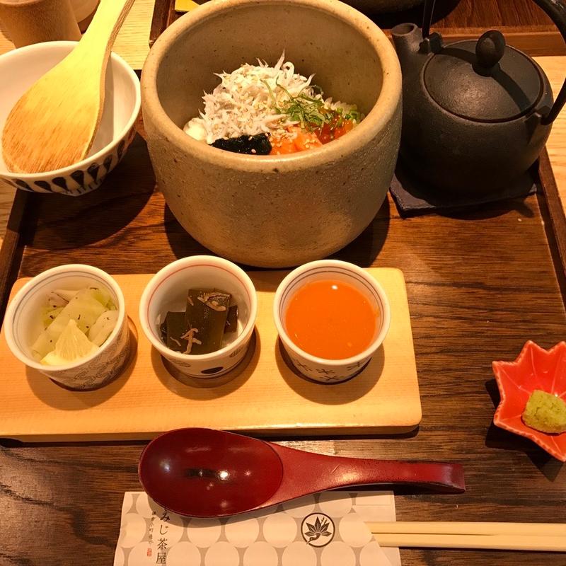 (もみじ茶屋 鎌倉小町通り)