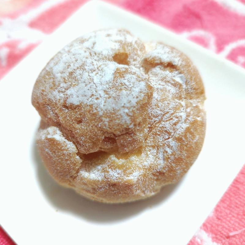 北海道牛乳を100%使ったミルクシュー(ファミマ)