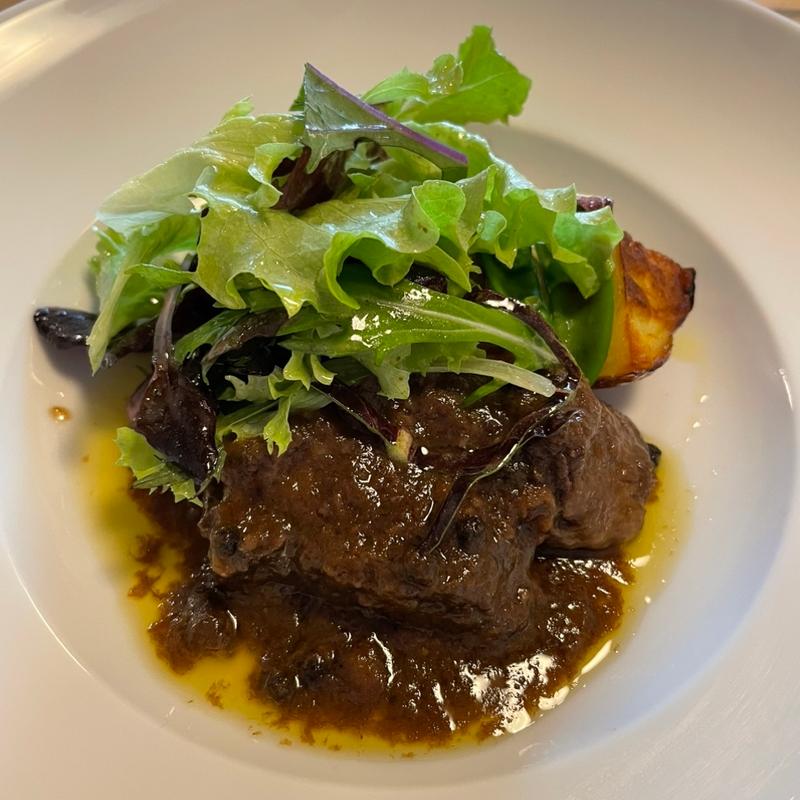 国産牛肉の黒粒胡椒赤ワイン煮フィレンツェ風(イタリアン このはいろ( ランチ ・ ディナー ) 八代)