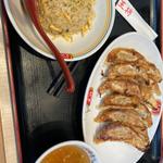 チャーハンとニンニクゼロ餃子(餃子の王将 3号小倉三萩野店)
