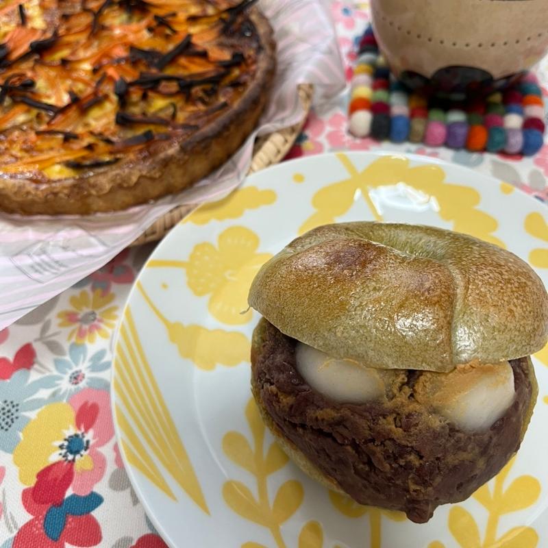 (TSUKINOWA bread,bagles and sweets)