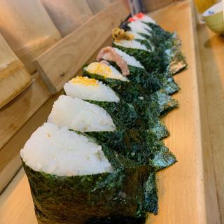 オニギリ(おにぎり専門店 かにや 銅座本店)
