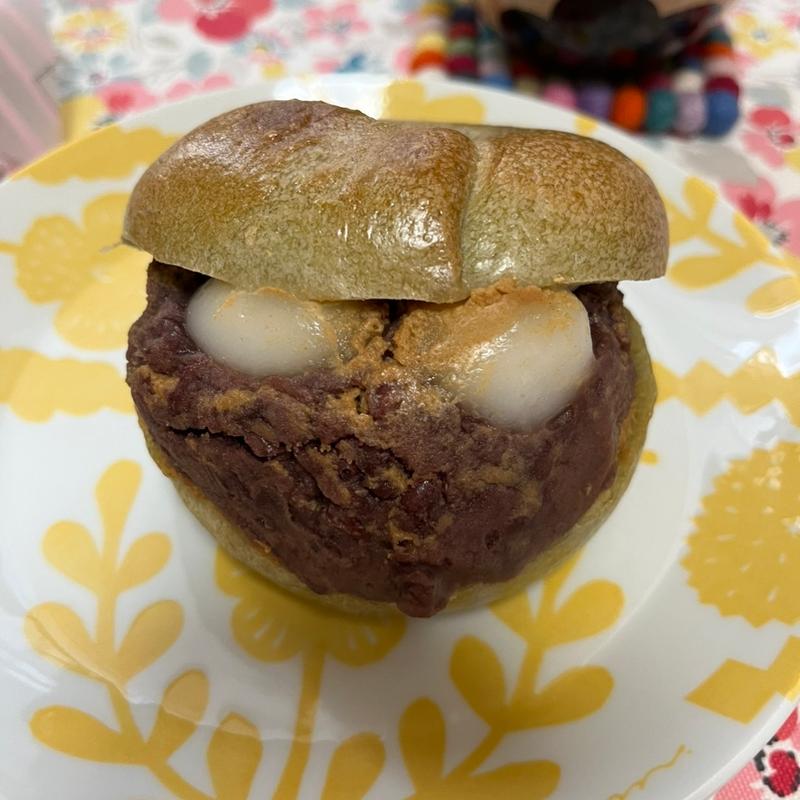 (TSUKINOWA bread,bagles and sweets)