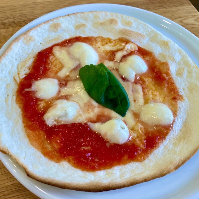 うすパリ生地のマルゲリータ(ポポラマーマ 曳舟店)