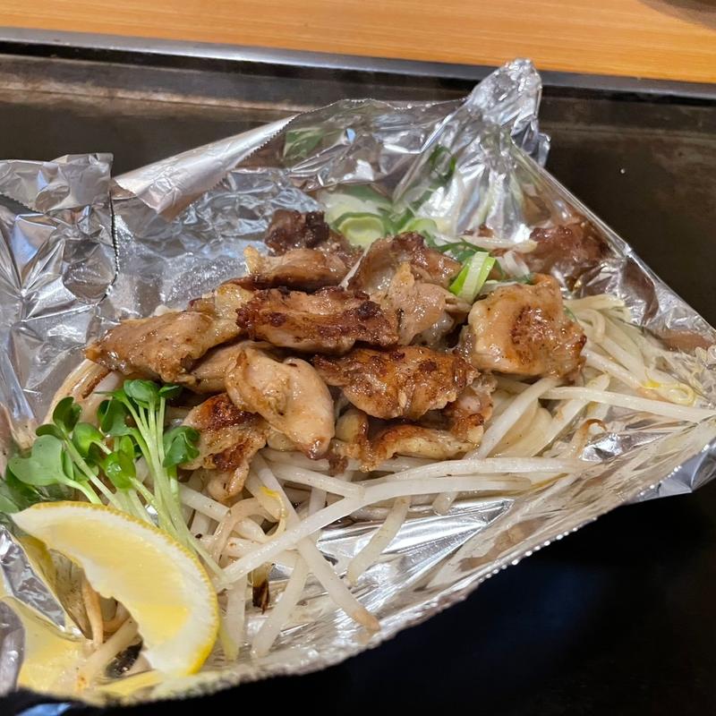 とりもも鉄板焼(新萬丸亭)