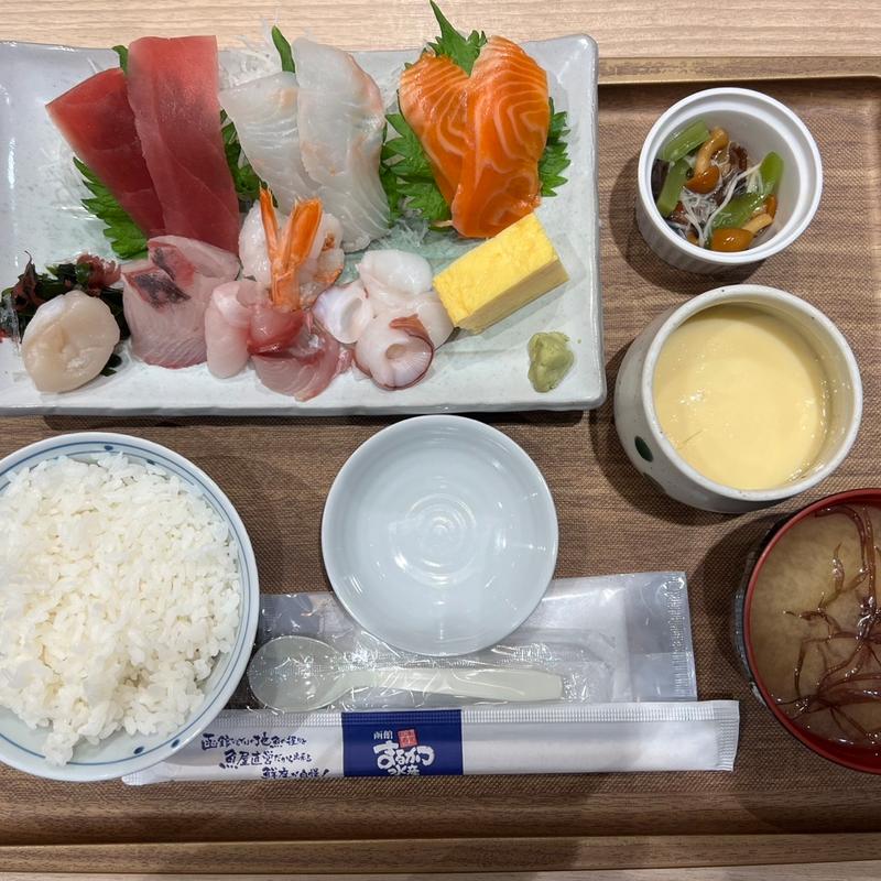 まるかつ納得さしみ定食(函館まるかつ水産 リエール藤沢店)