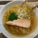 ニラのクリア塩ラー麺(ニシムラ麺)