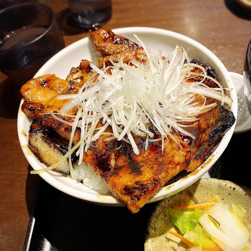 (十勝豚丼 なまらうまいっしょ！関内店)