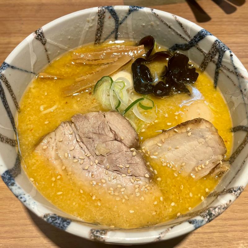 味付玉子みそラーメン(風来居 新宿店 （ふうらいきょ）)