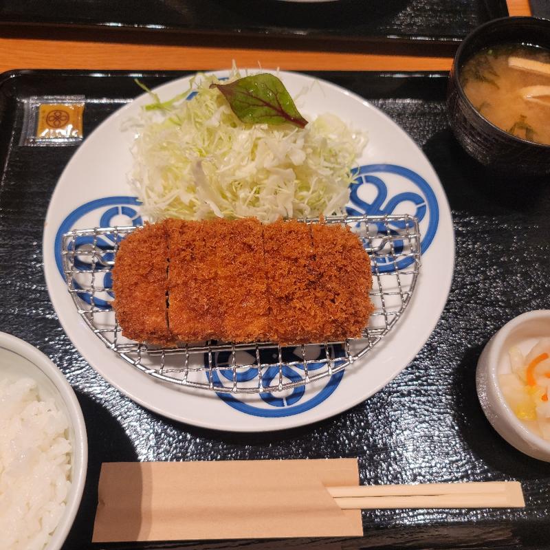 茶美豚ヒレかつ膳(とんかつ まい泉 青山本店 （まいせん）)