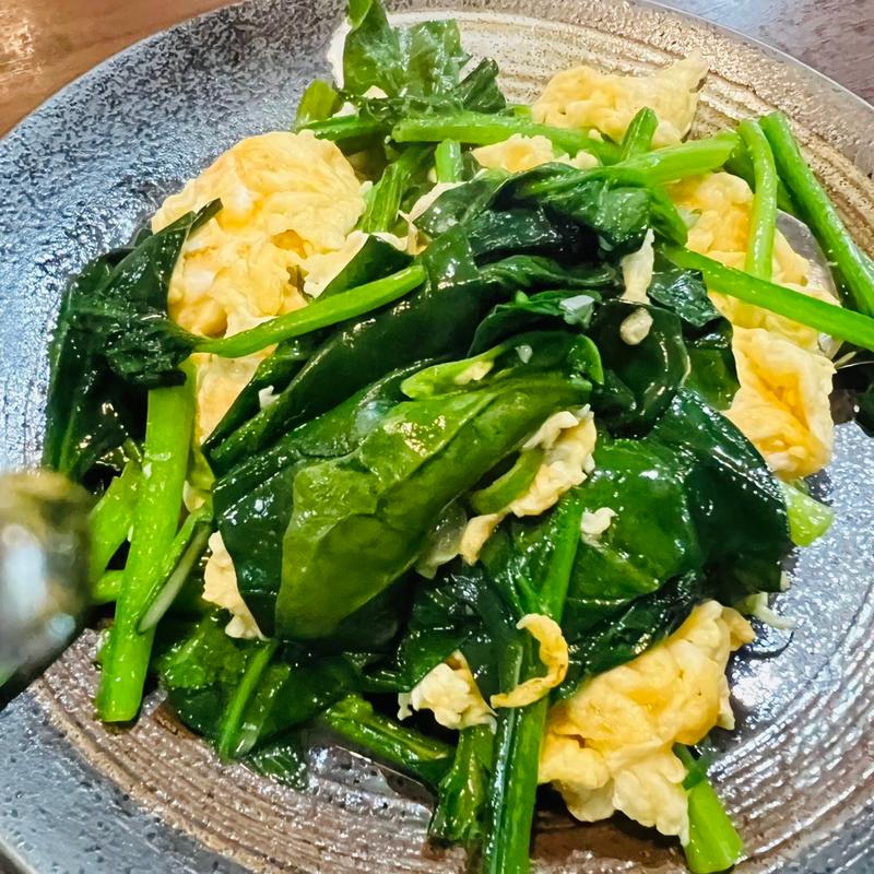 ほうれん草と卵炒め(台湾料理　八福　花見川店)