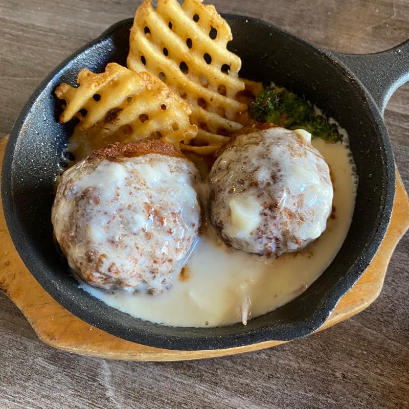 濃厚チーズハンバーグ(Italianbar circolo(チルコロ)熊谷店)