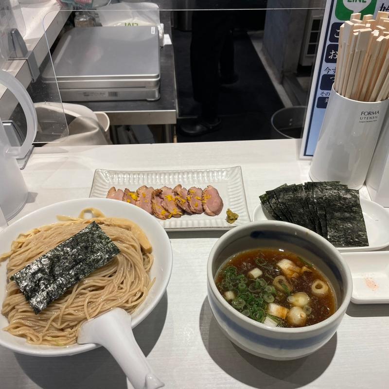 柚子香る炙り鴨つけ麺(淡麗拉麺 己巳 （つちのとみ）)