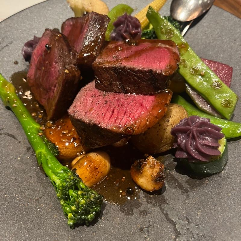 エゾ鹿の赤ワイン煮込み(ビストロ トラディシオン)