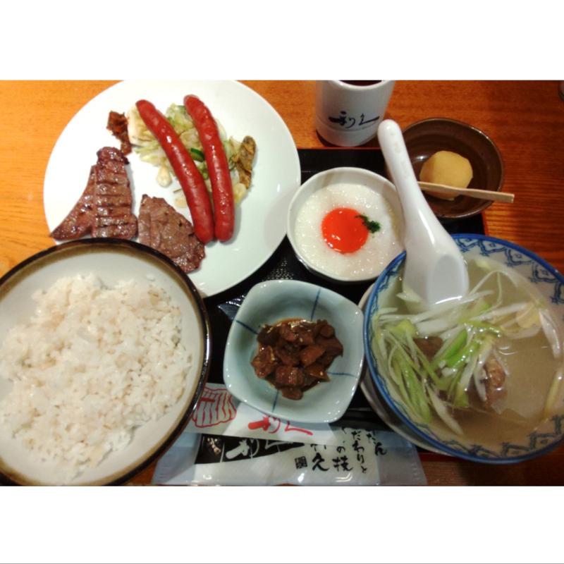 牛たん麦とろ定食(牛たん炭焼き 利久 中央通り店 （ぎゅうたんすみやき りきゅう）)