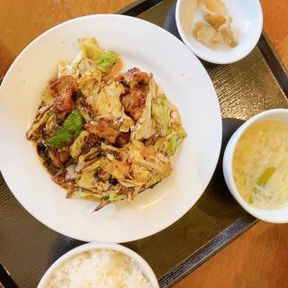 キャベツ豚肉味噌炒め定食(紅虎餃子房 広島店)