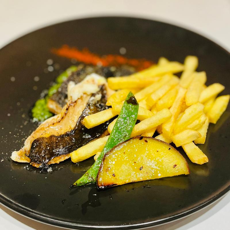 スペシャルコース　旬魚の炭火焼き(LA BODEGA PARRILLA)