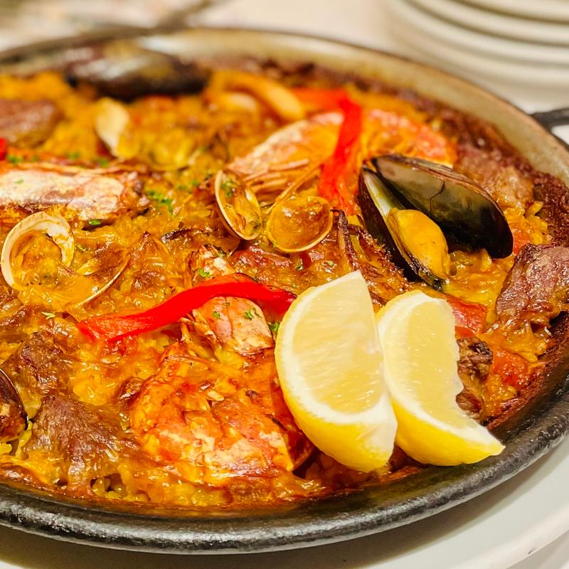スペシャルコース　魚介とイベリコ豚のMIXパエリア(LA BODEGA PARRILLA)