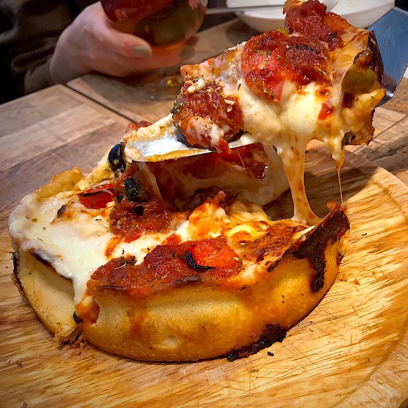 シカゴチーズリパブリック Sサイズ(ブッチャー リパブリック 仙台 シカゴピザ&ビア)