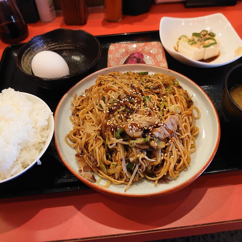 焼きそば定食(みんみん平針店)