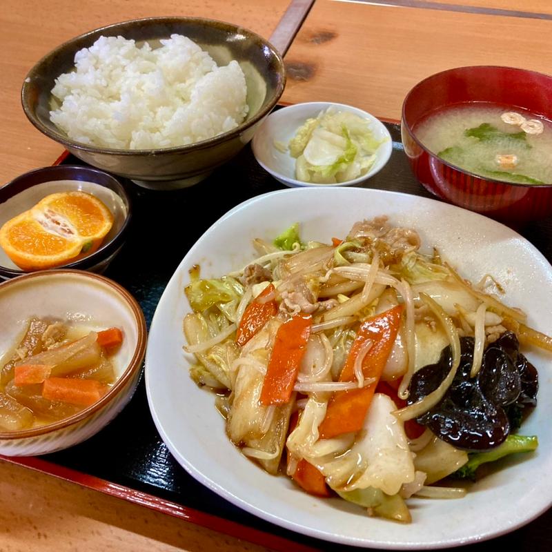 野菜炒め定食(食事処 りんどう)