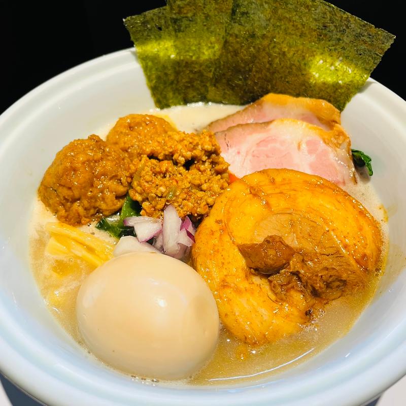 家系らーめん(らーめん三極志)