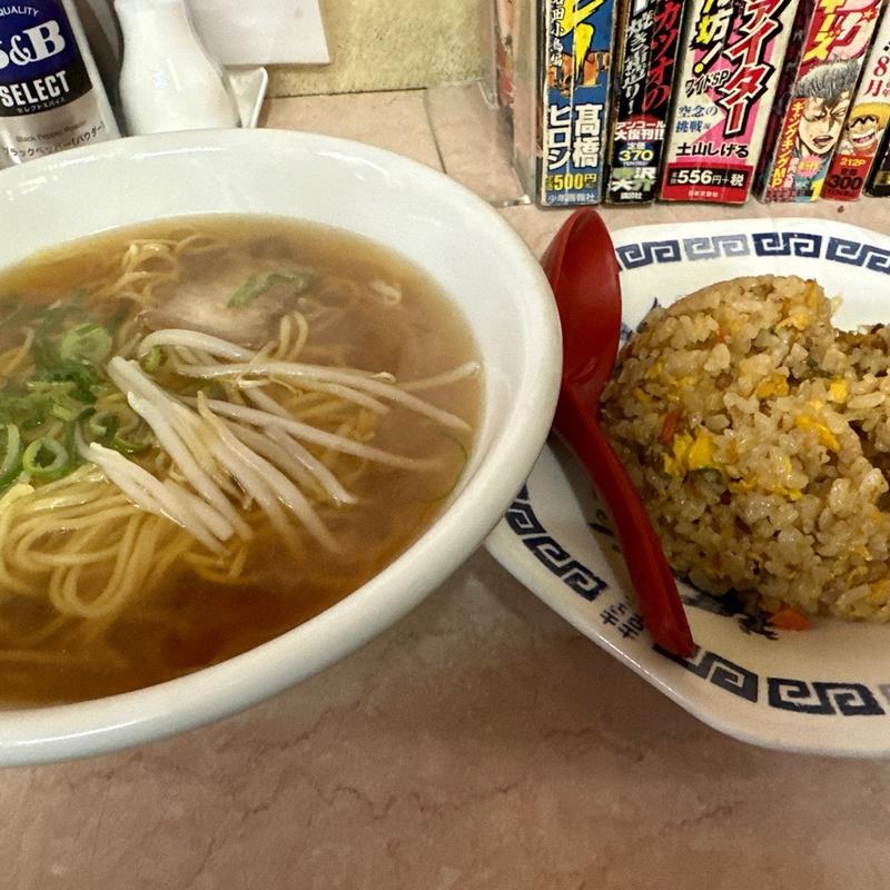 半チャン･ラーメン(らくらく亭)