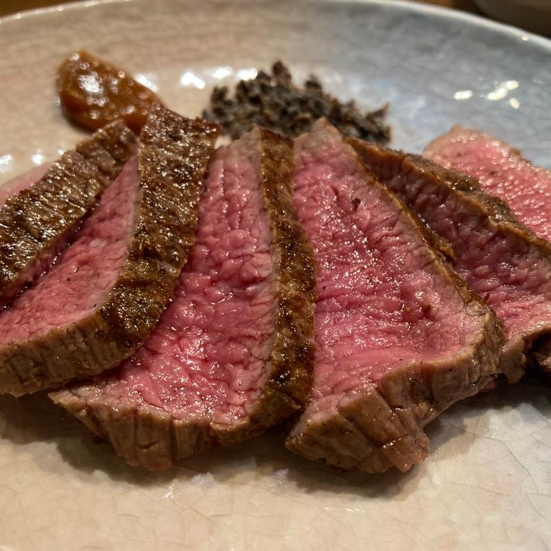 北総花牛のお任せステーキ(薪と炭焼き いと半)