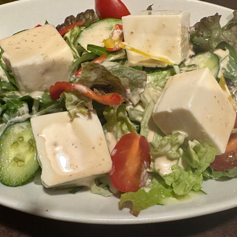 豆腐サラダ(台所屋ケンちゃん 本町店)