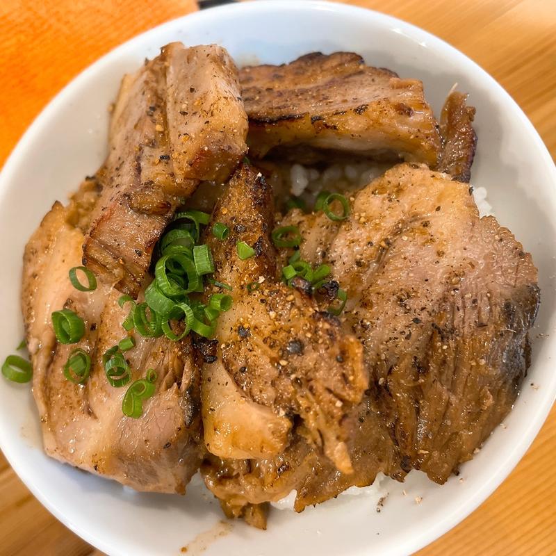 炙りチャーシュー丼(煮干らーめん 川むら)