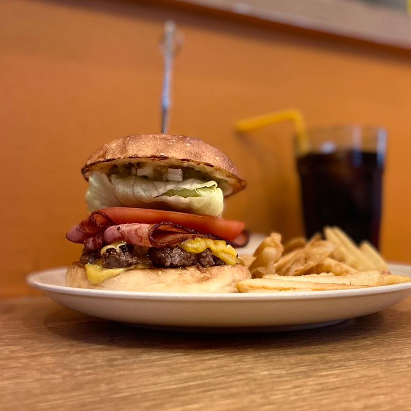 ベーコンチーズバーガー(YUMMY BURGER)