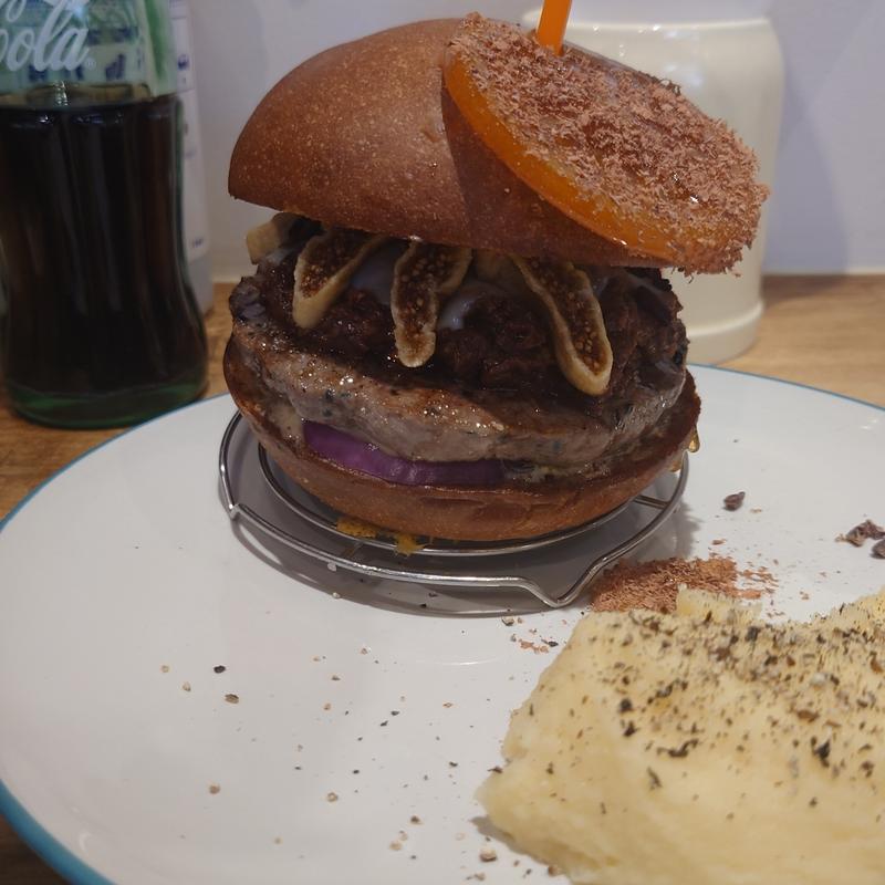 モレバーガー2023(ICON)