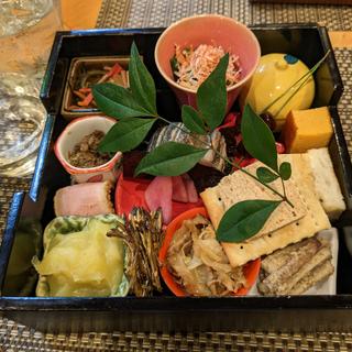 八寸(割烹　船生 )